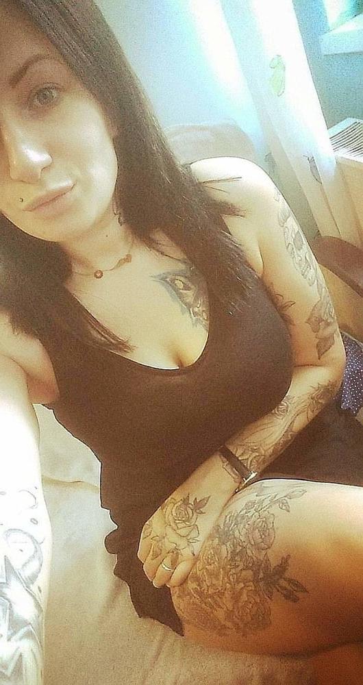 19P Spermlover tattooed polish whore Angelika