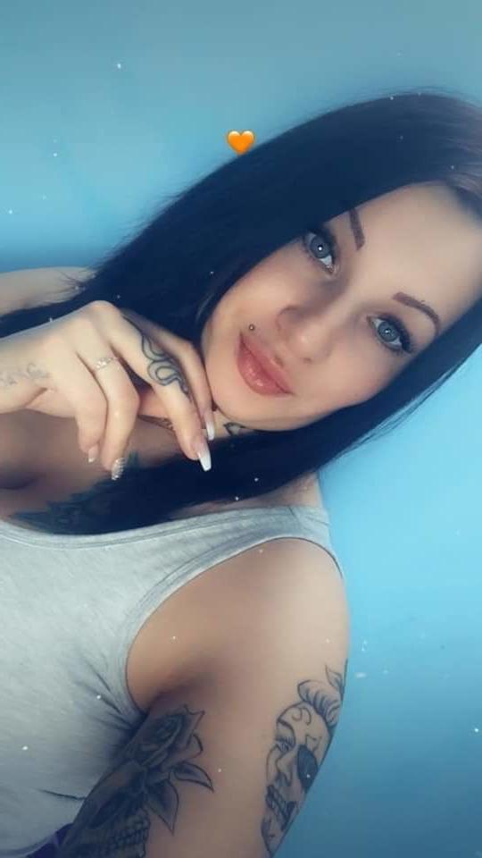 19P Spermlover tattooed polish whore Angelika