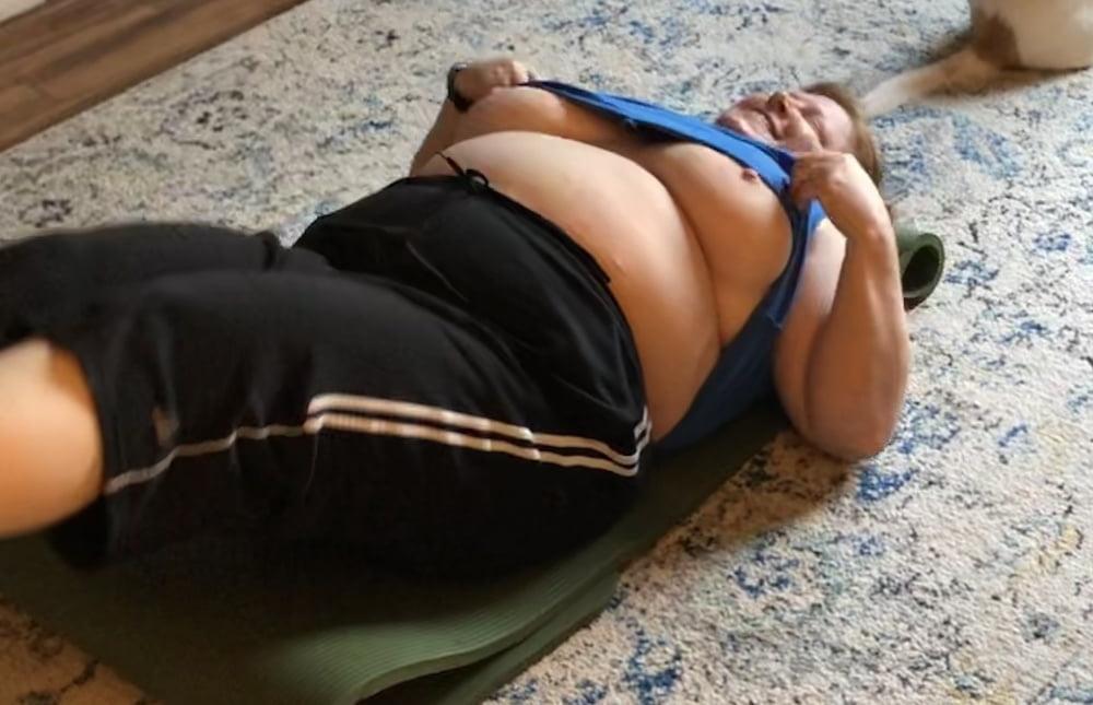 13P A friend's BBW Wife I want to fuck and make him a cuckold
