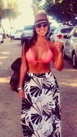 8P Big fake tits whore!