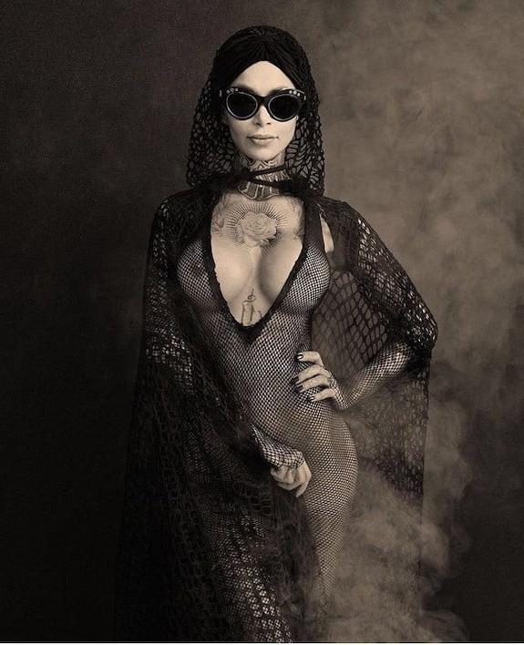25P ITALIAN Slut ELENA