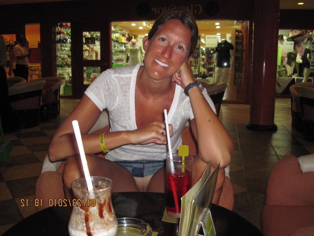 25P Solo Hot MILFs-Matures-Babes In Sexy Mix #20 By TBM