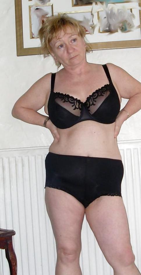 20P Mature-BBW-Ladies 192