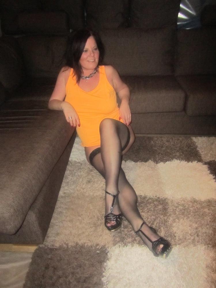25P Horny mills and matures 7