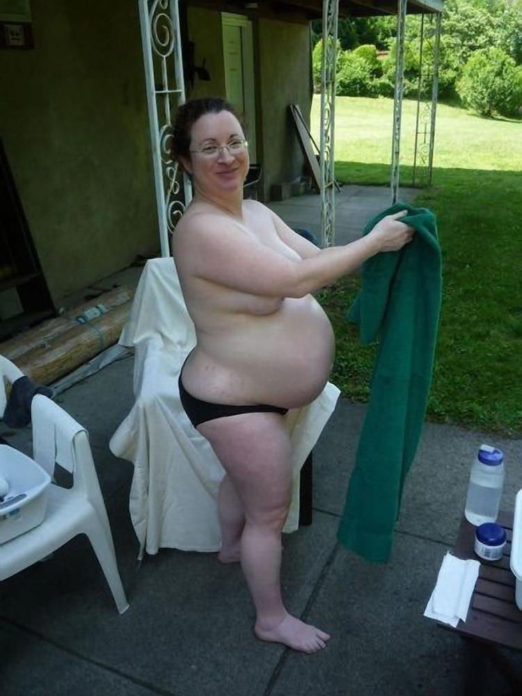 15P Pregnant 11