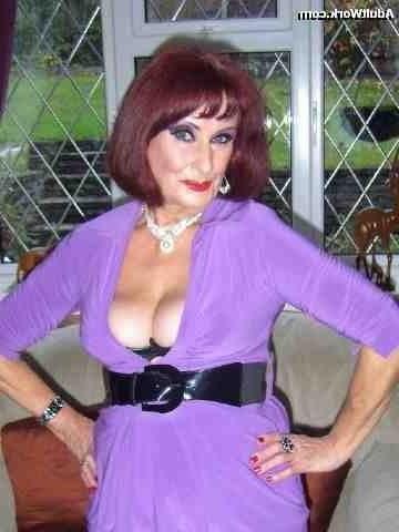 19P Evelyn. UK GILF 3