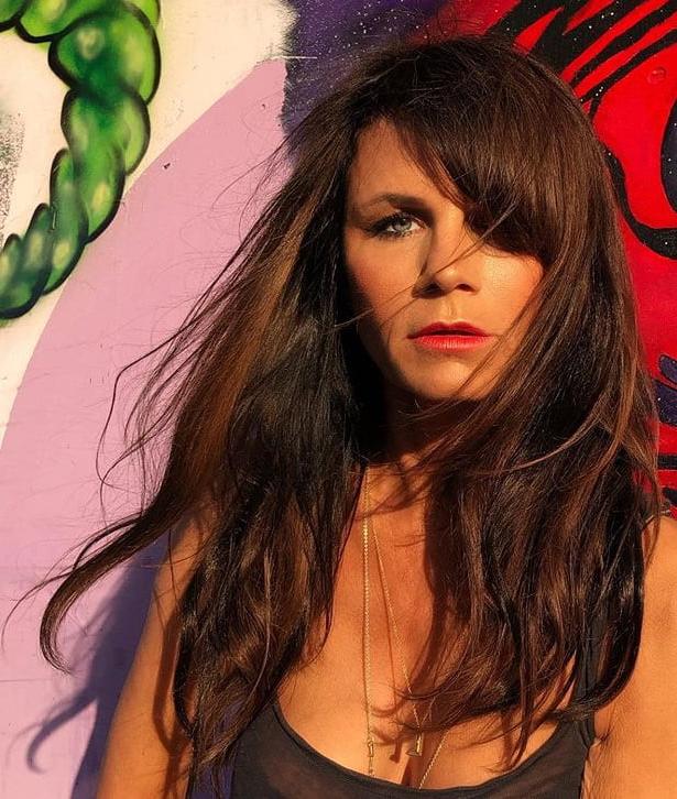 25P Swedish Celeb Milfs