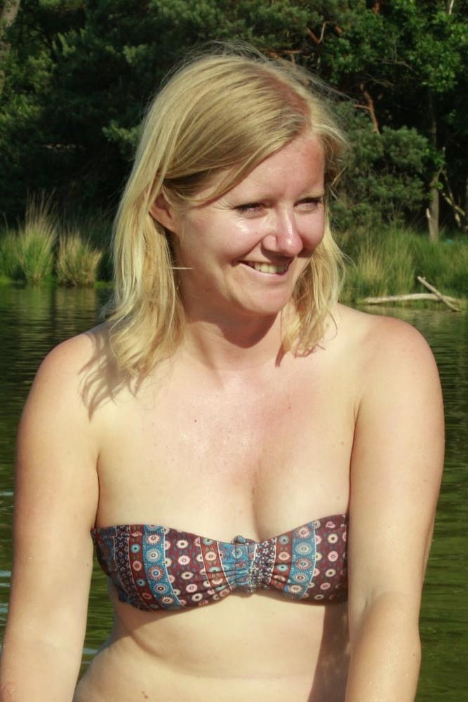 25P Cuckold Chat Girl (pussyforbreakfast2)