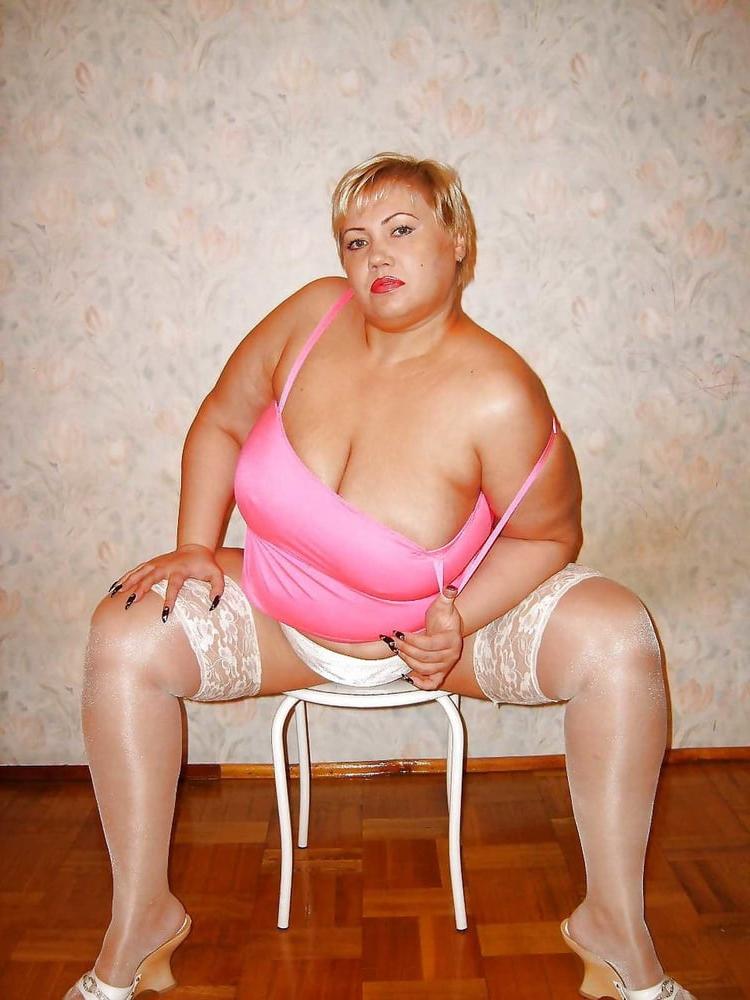 25P From MILF to GILF with Matures in between 298