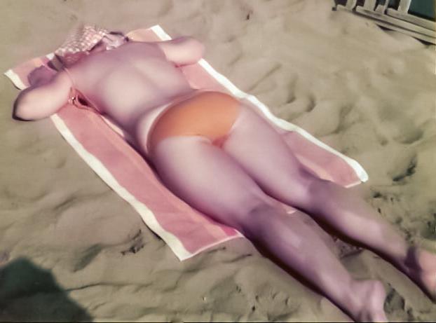 25P Vintage Hot Wivers vol. 9