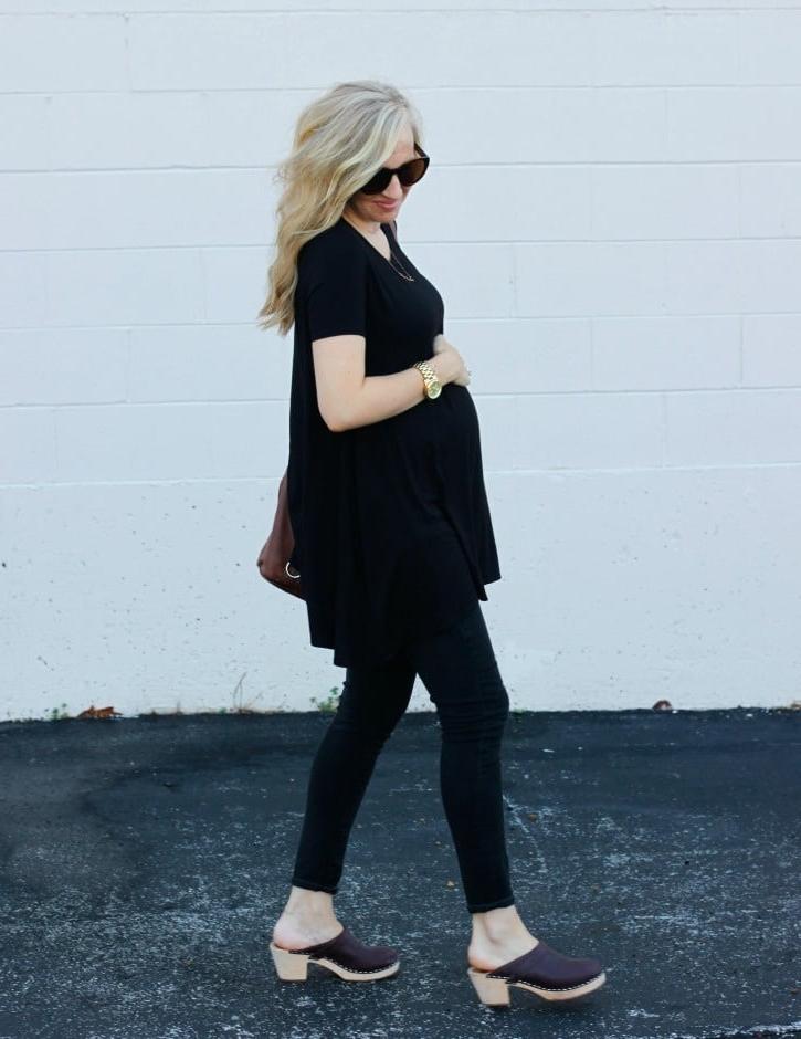 14P Pregnant clogs no porn