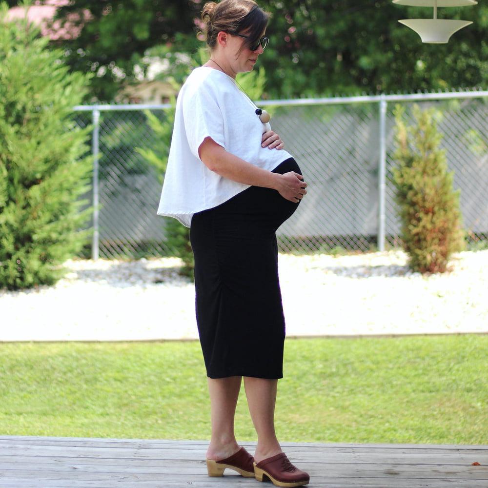 14P Pregnant clogs no porn