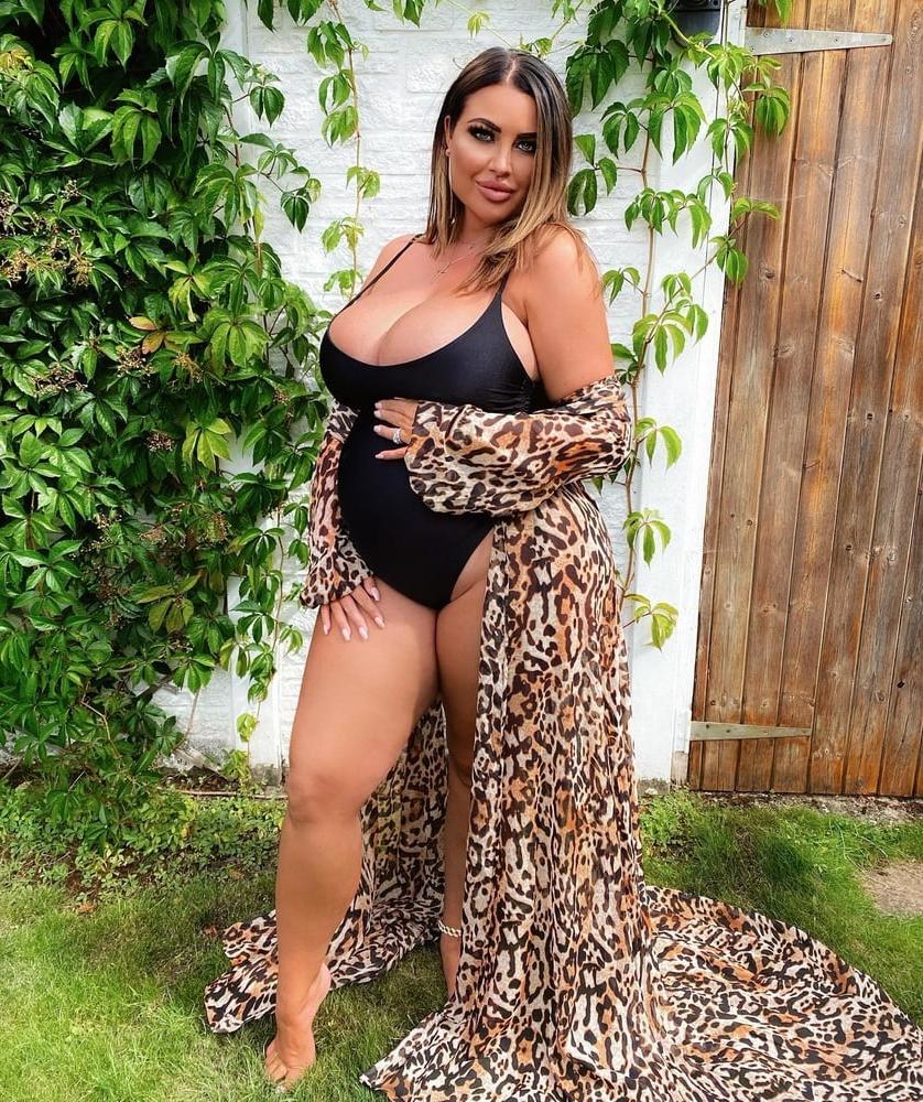 5P DJ Hannah B Pregnant