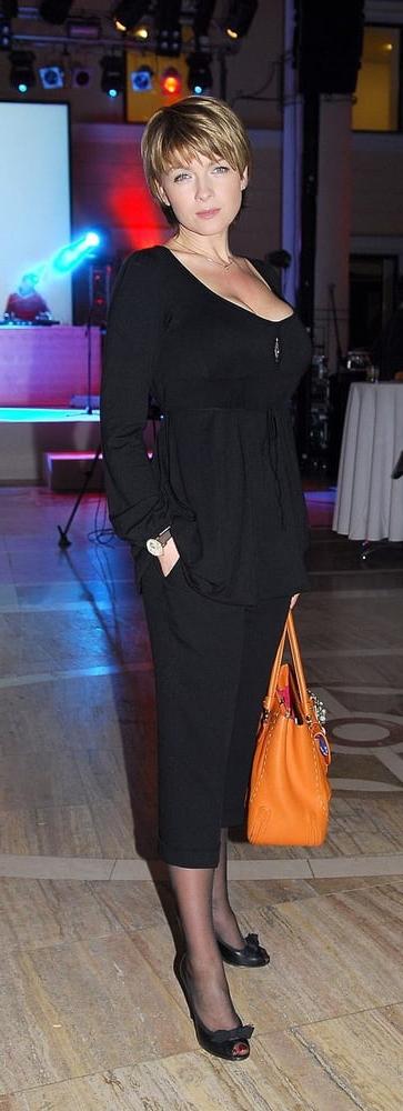 25P Kasia Obara - polish TV presenter &amp; businesswoman