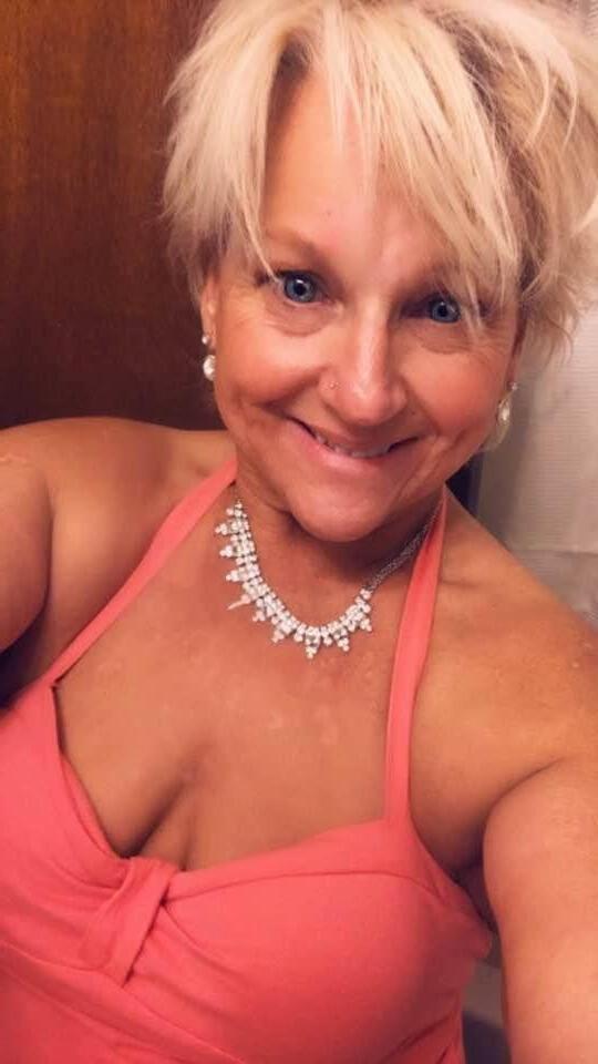 25P Fun blonde
