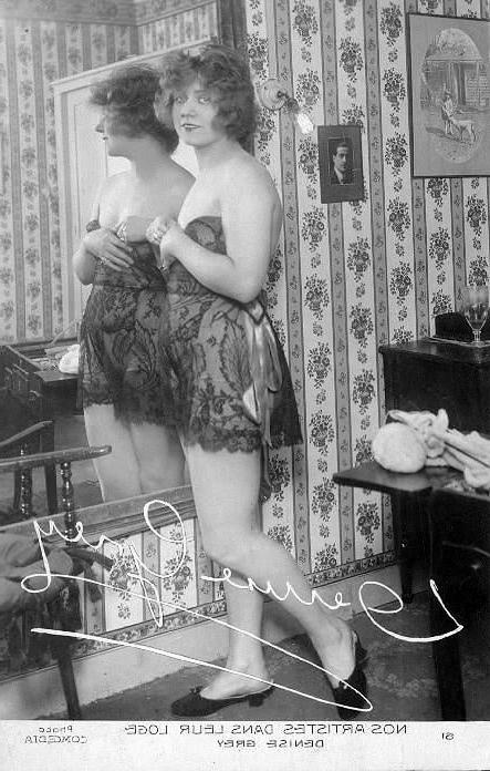25P Vintage Ladies