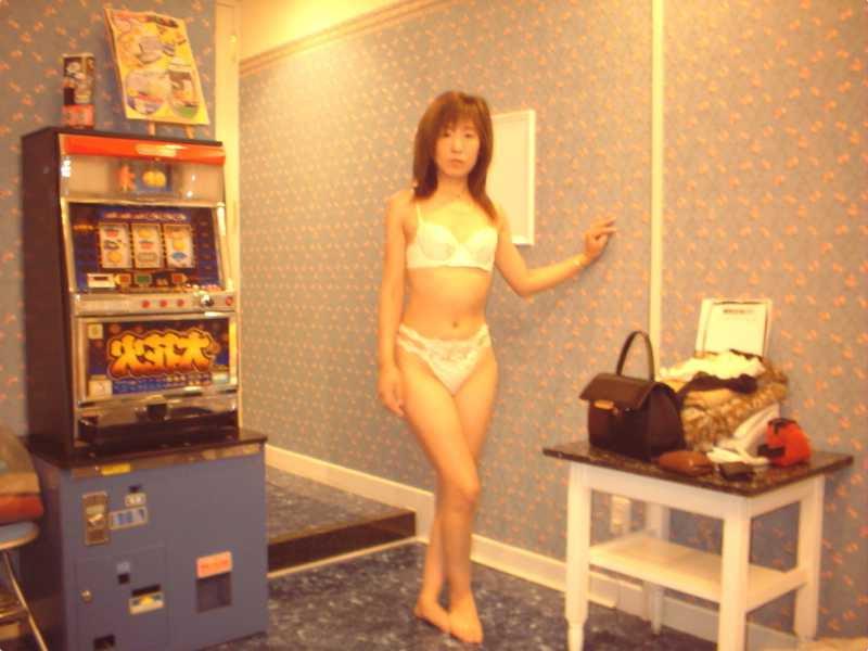 21P Cuckold wife