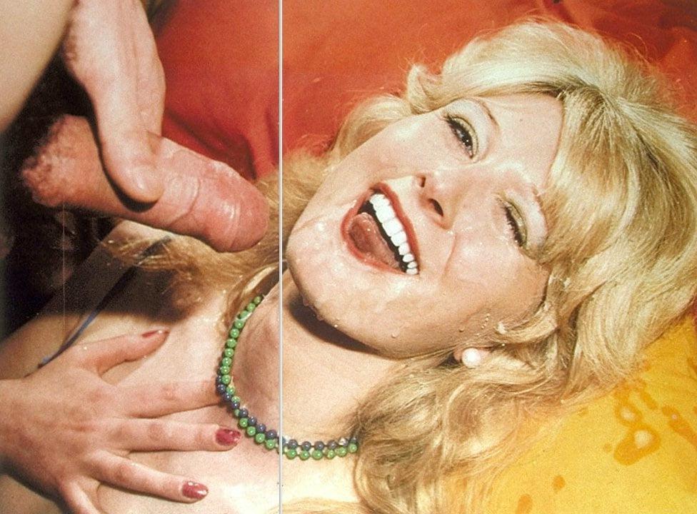 25P Vintage Retro Porno - Private Magazine - 067