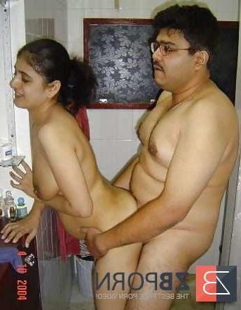 13P Pregnant Wife Kavita Threesome