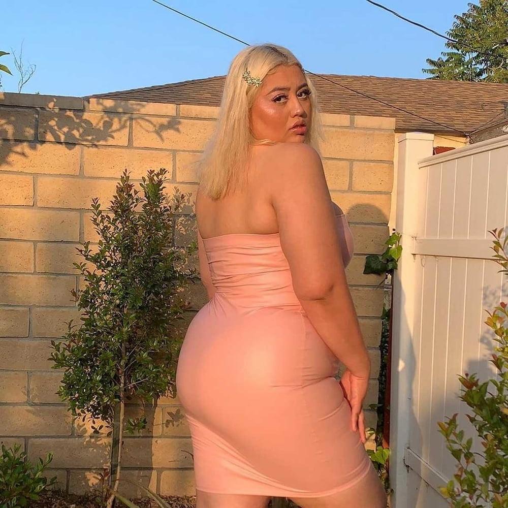 25P From MILF to GILF with Matures in between 271