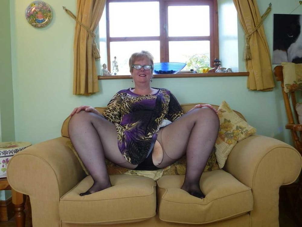 25P From MILF to GILF with Matures in between 274