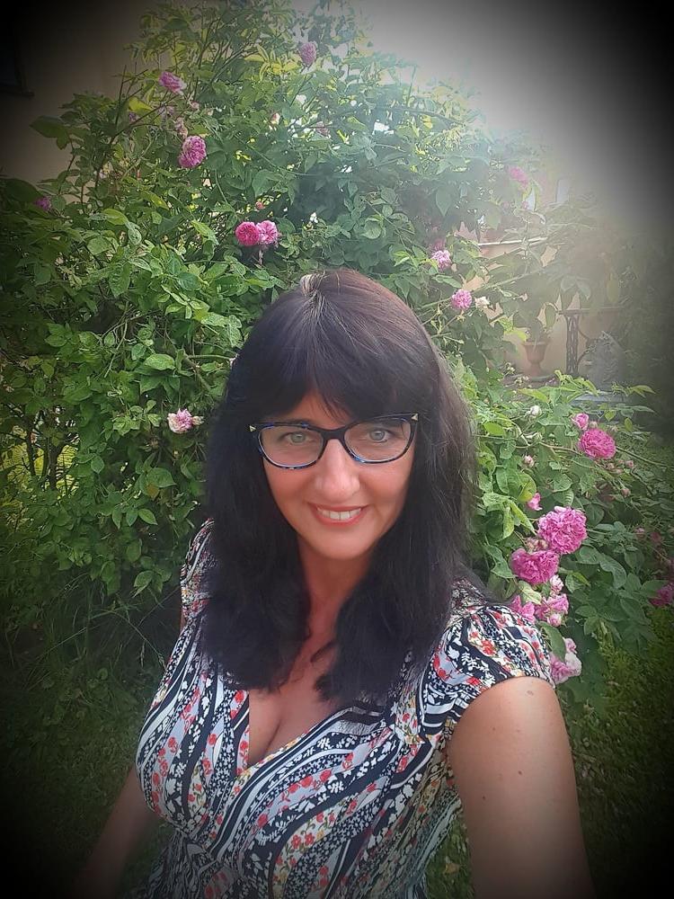 11P Polish Milf Elzbieta