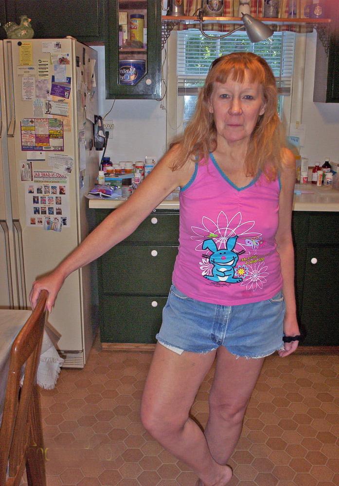 25P 4. Mature Wisconsin nudists,swingers