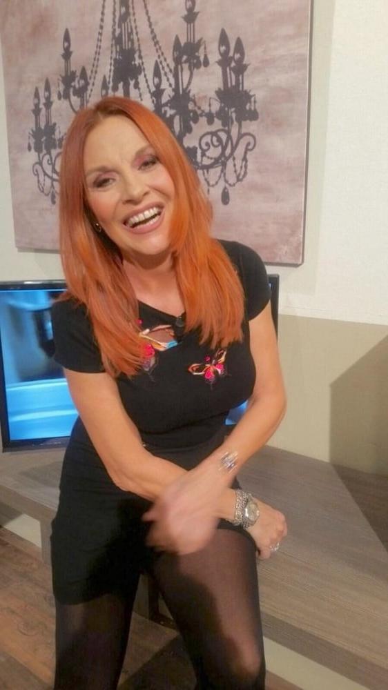 25P Italian TV Mature Patrizia Rossetti