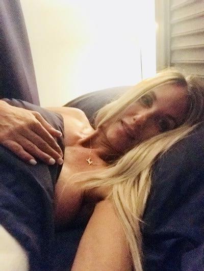 25P Fit as fuck blonde MILF with big fake tits