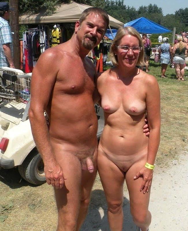 24P COUPLES NAKED 15