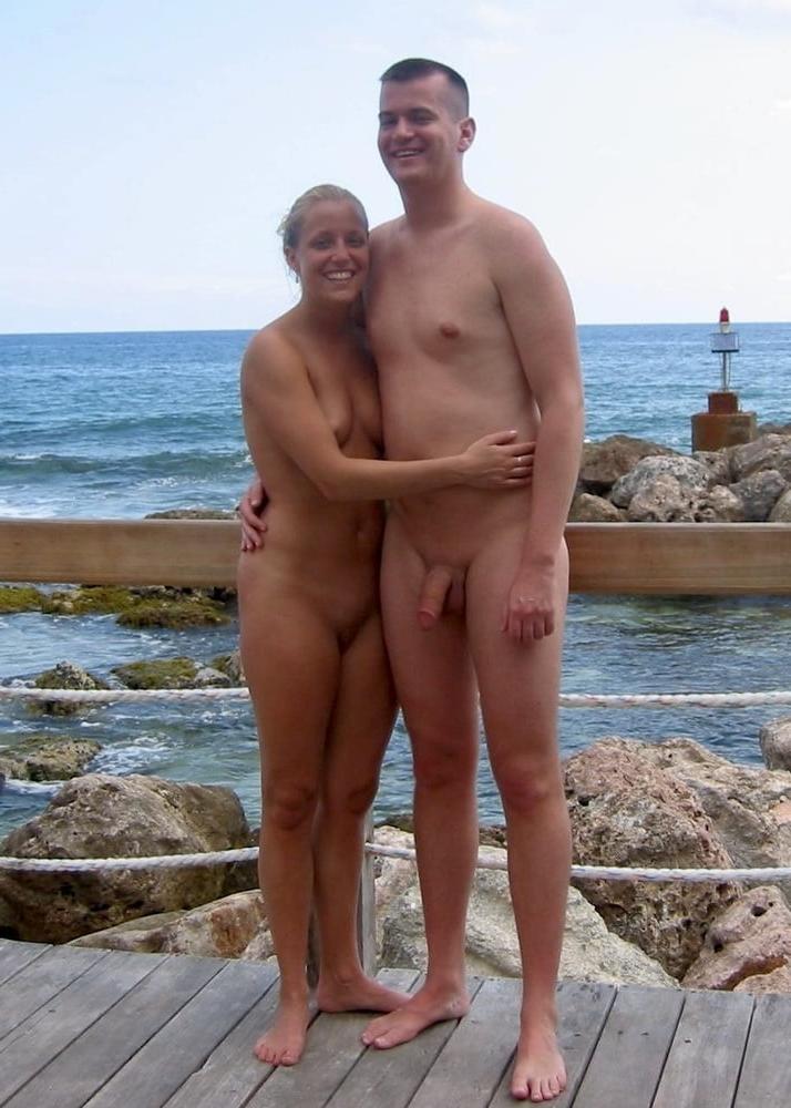 24P COUPLES NAKED 15