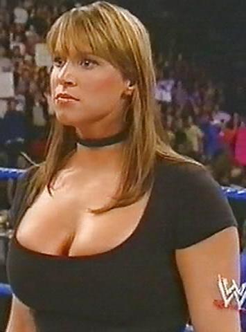 4P Former wwe diva stephanie mcmahon