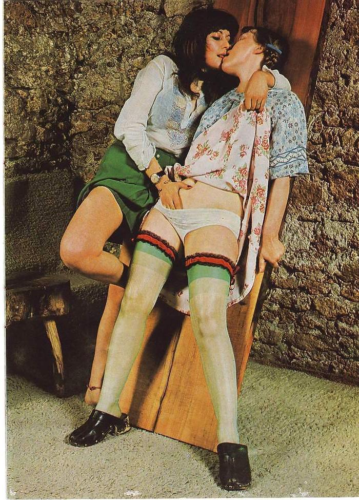 25P Vintage Mag Pictorial 3