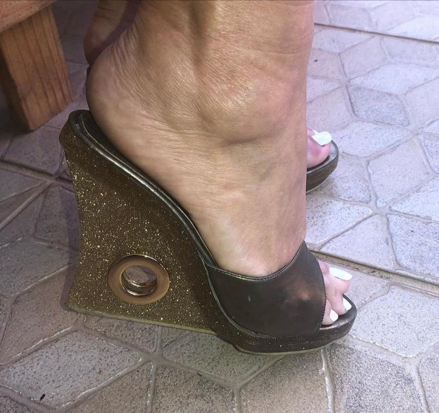 25P Piedi da zoccola 2