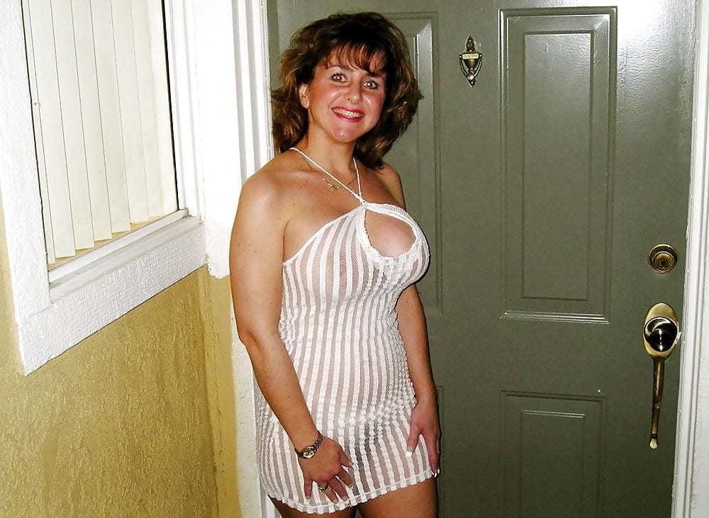 25P MATURES DRESSED LIKE SLUTS 38