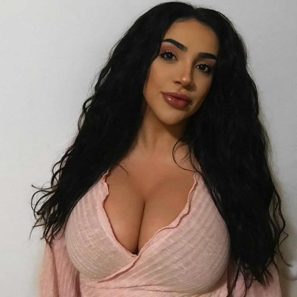 25P From MILF to GILF with Matures in between 264