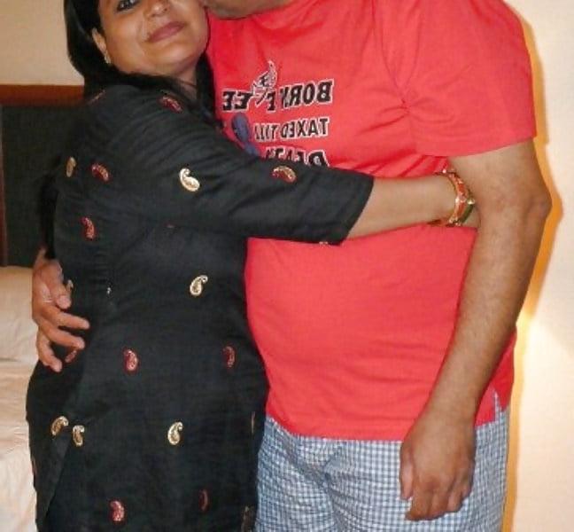 25P Yuvasree Aunty