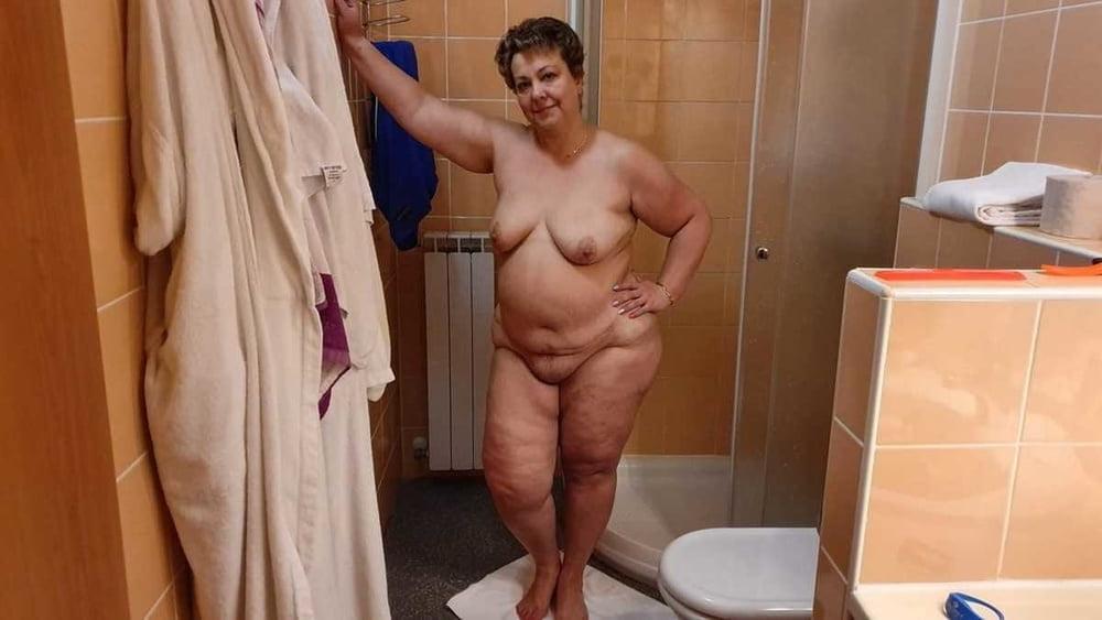 25P From MILF to GILF with Matures in between 263