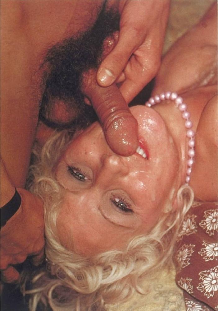 25P Vintage Retro Porno - Private Magazine - 076