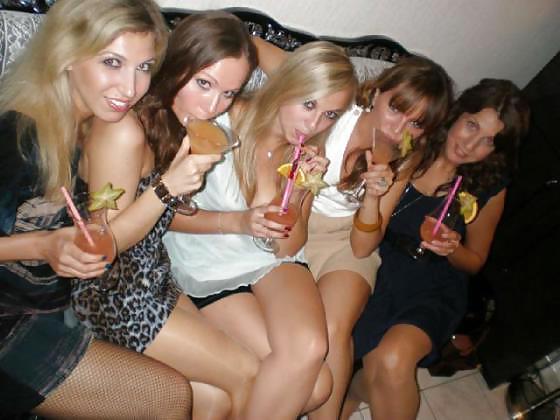 17P Hot Teens Partying And Posing 