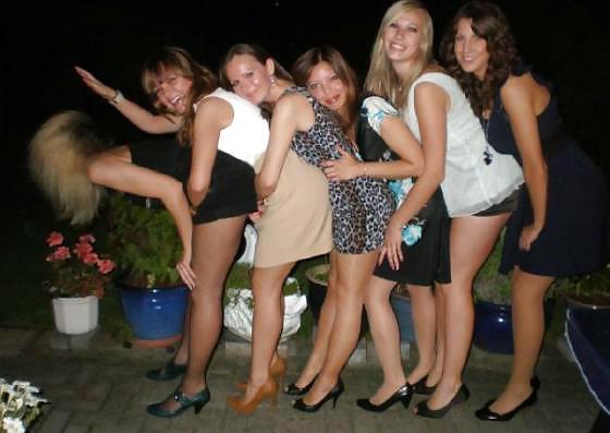 17P Hot Teens Partying And Posing 