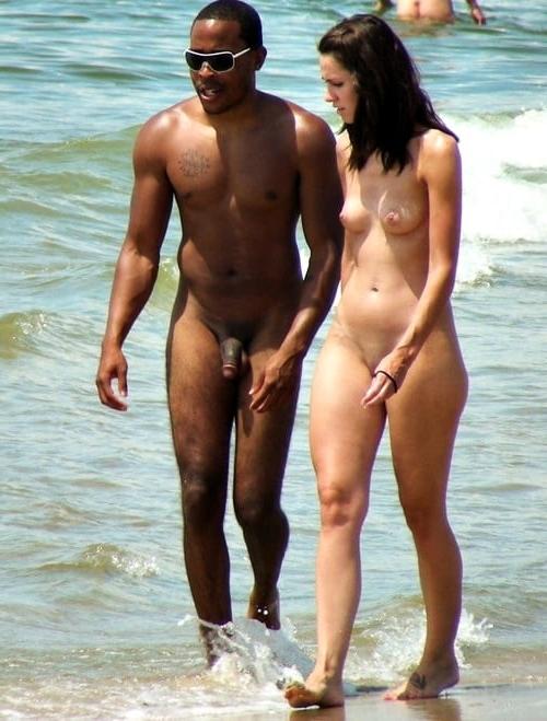 24P COUPLES NAKED 14