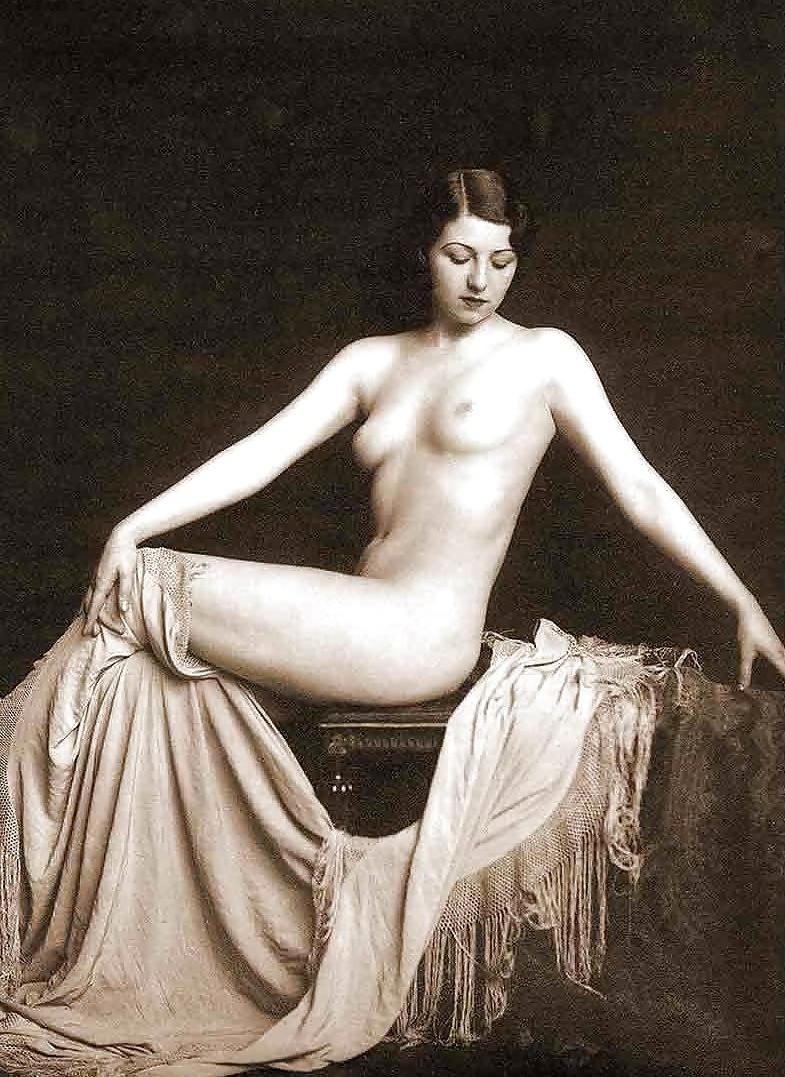 25P Vintage Glamour