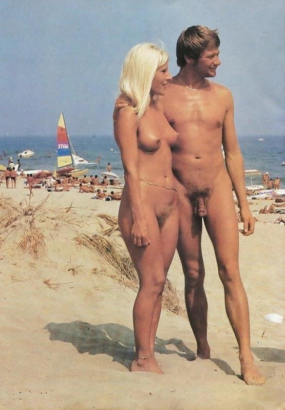 25P Naked Vintage Girls 63