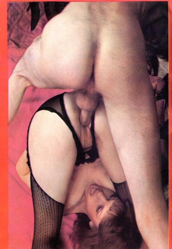 25P Vintage Crotchless Panties 7