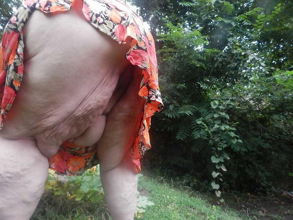 25P From MILF to GILF with Matures in between 265