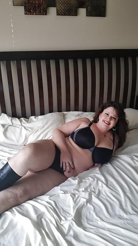 17P Sexy Mature