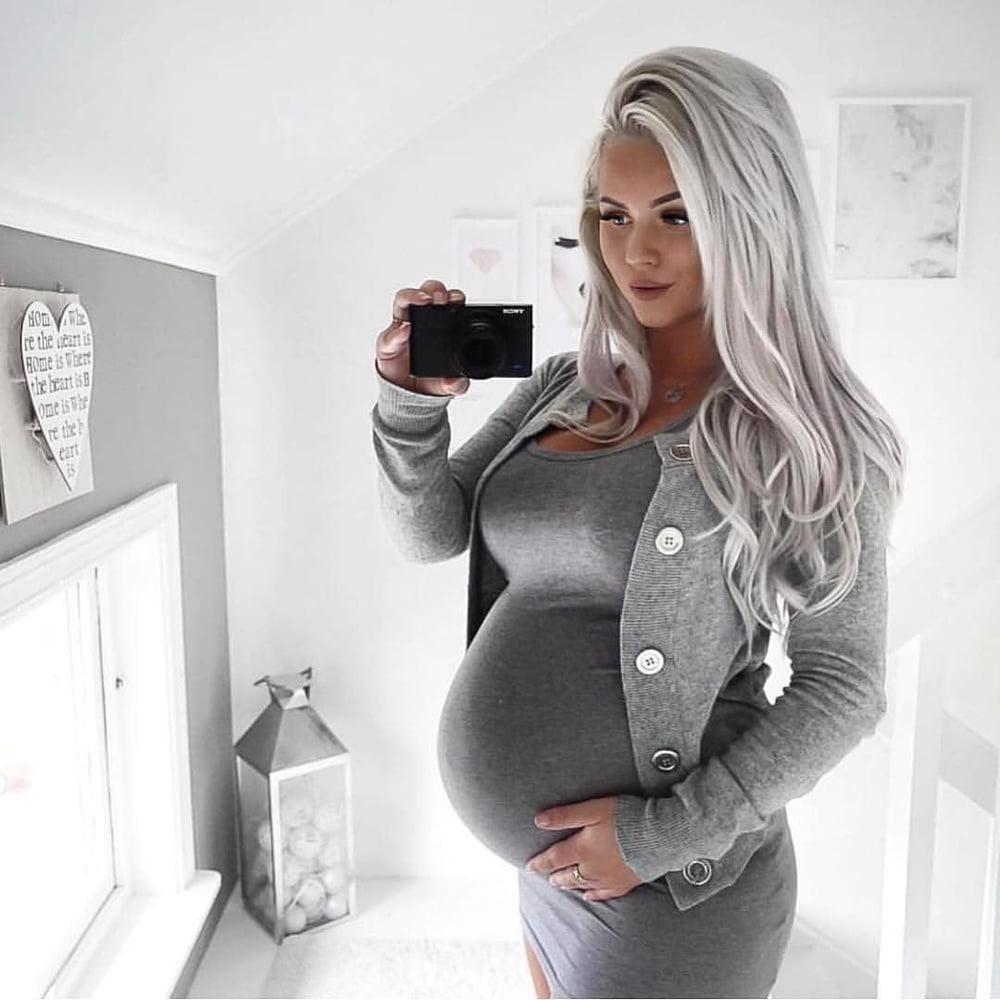 25P pregnant