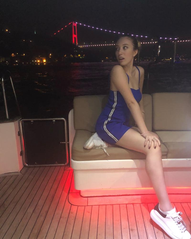 25P Yasmin Erbil Turkish  Sexy Blonde Celebrity Girl