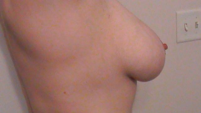 18P Lateshay soft natural tits 